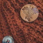 Смокинова брошка