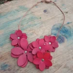 Колие с цветя